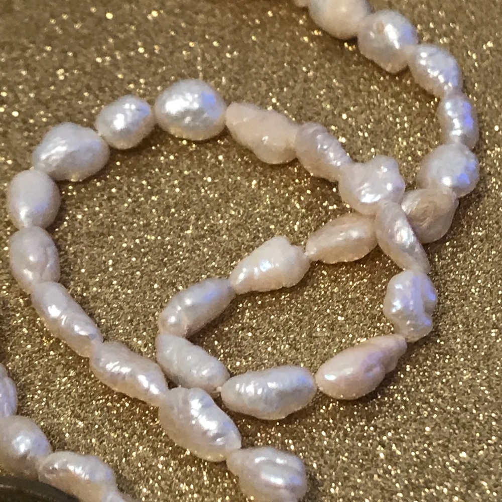 SOLDVintage Freshwater Pearl Strand w Hook Clasp - Picture 5 of 13